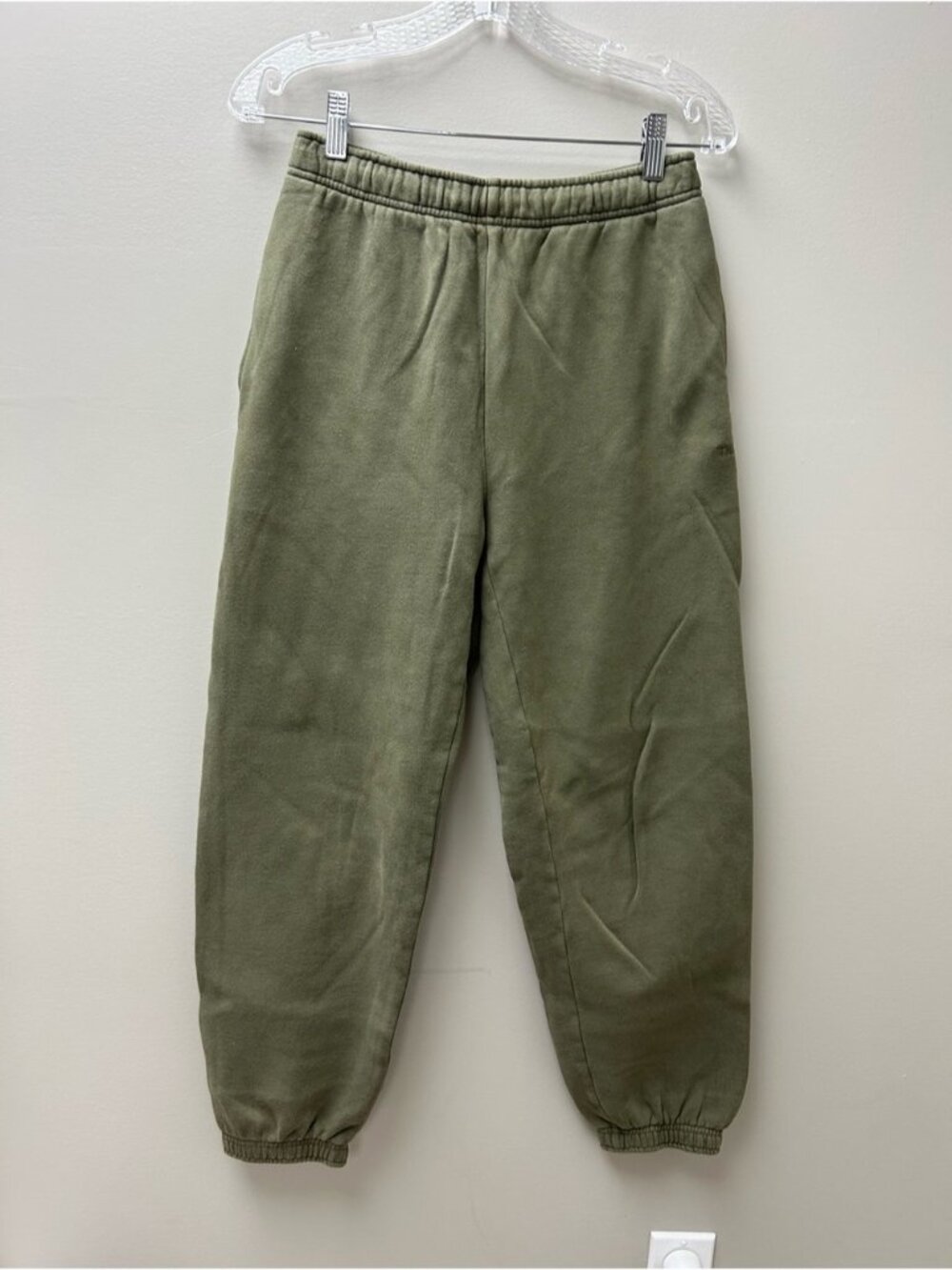 TNA Women’s Sweatfleece Cozy Fleece Army Green Sweatpants